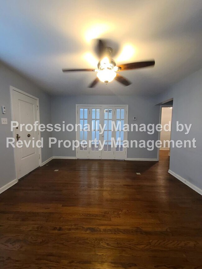 Photo - ESS 1205 Unidad 1205 A