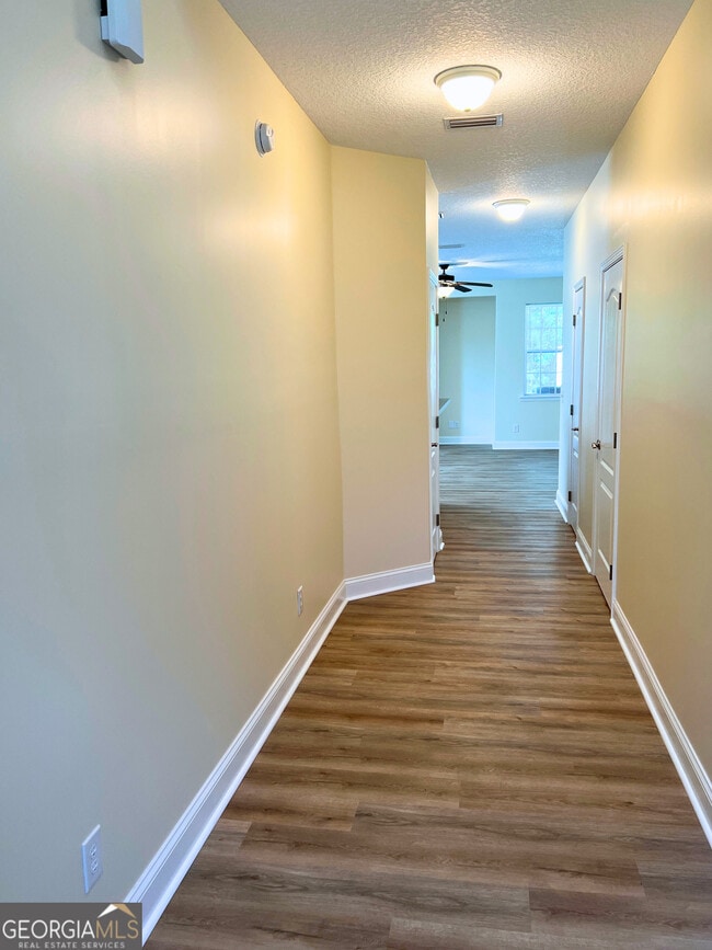 Photo - 820 Davis Ave