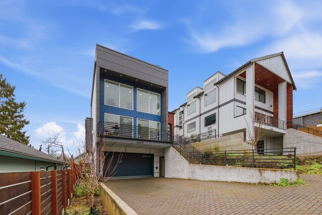 Photo - 4726 S Juneau St