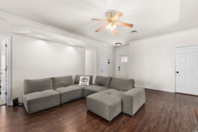 Photo - 4109 Maid Marian Cir