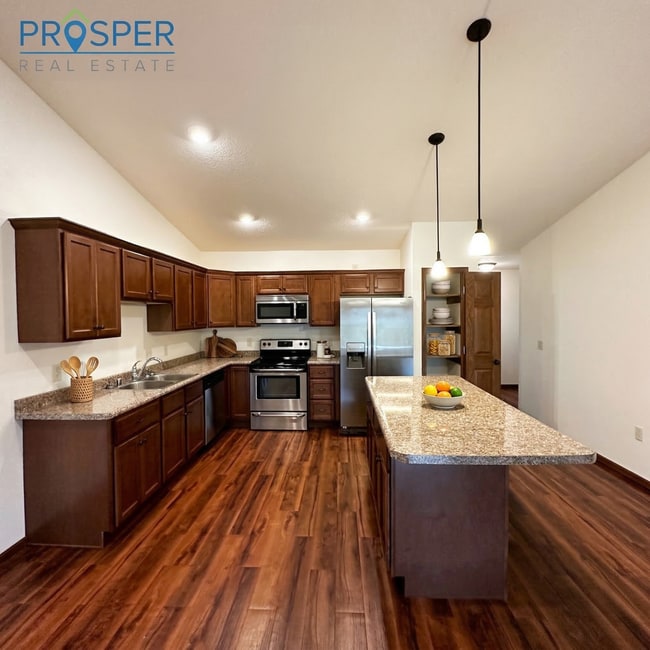 Building Photo - DA216X Unit DA214X