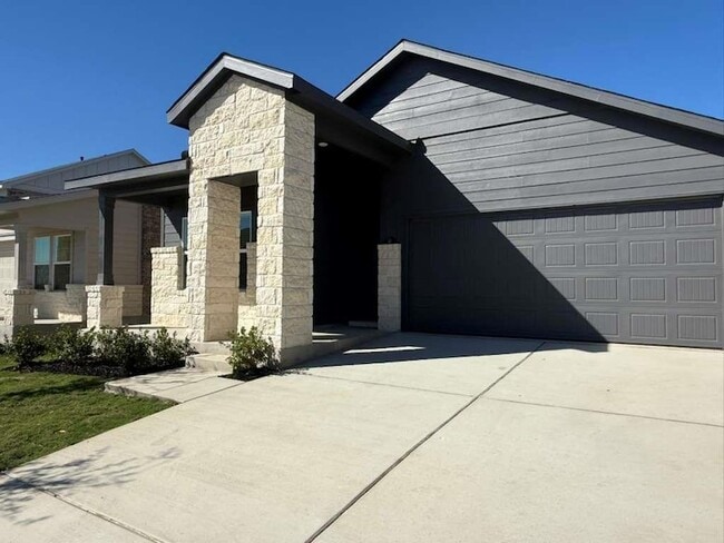 Photo - 577 Sormonne Lp