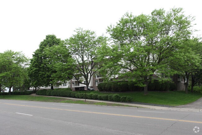 Primary Photo - Monteray Place