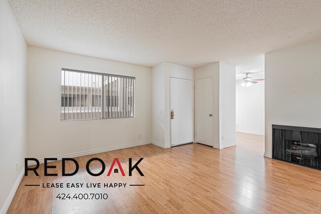 Delightful and Bright Two Bedroom with Cen... - Delightful and Bright Two Bedroom with Cen... Condo Unit 204