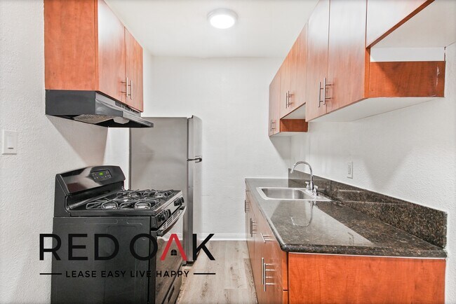 Photo - ~$150 OFF Each Month~ Lovely and Bright St... Unit 204