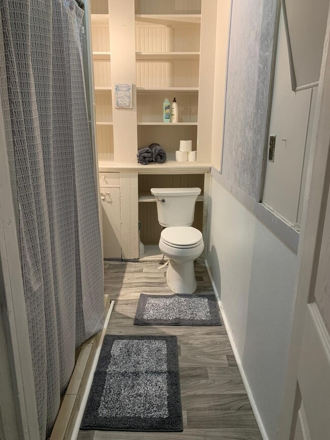 Photo - 301 Luverne St.