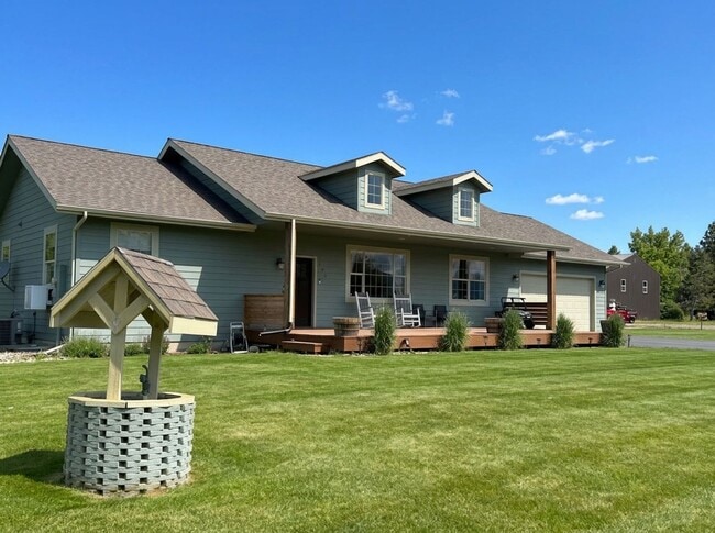 Photo - Spacious Home, Large Lot, Great Location