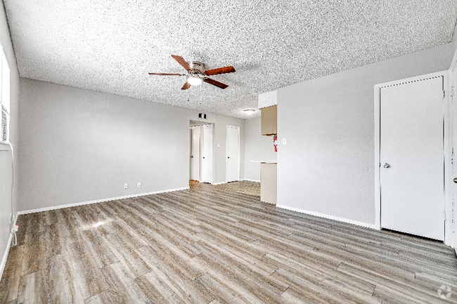 Building Photo - 212 Koberlin St Unit 29 Rental