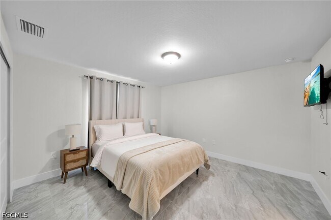 Photo - 903 Albany Ave