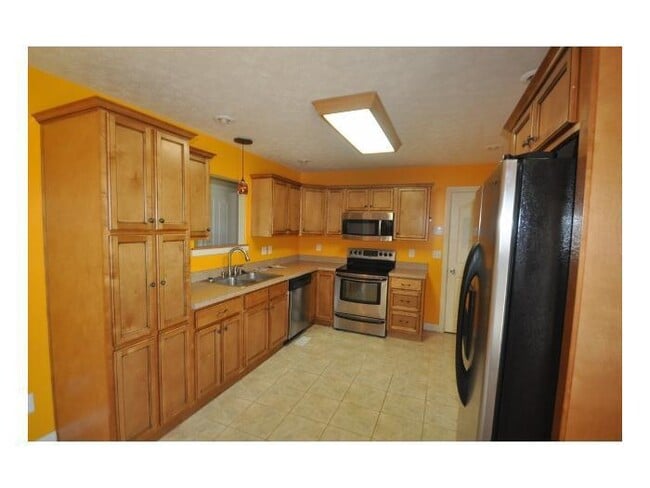Photo - Creekvale Court