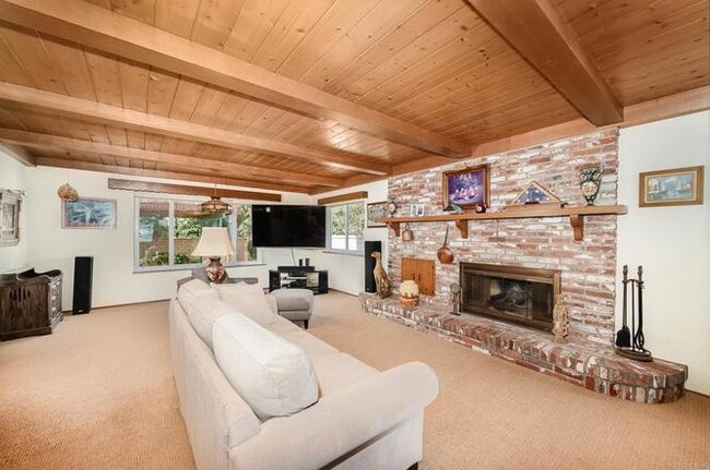 Photo - 5421 Los Robles Dr