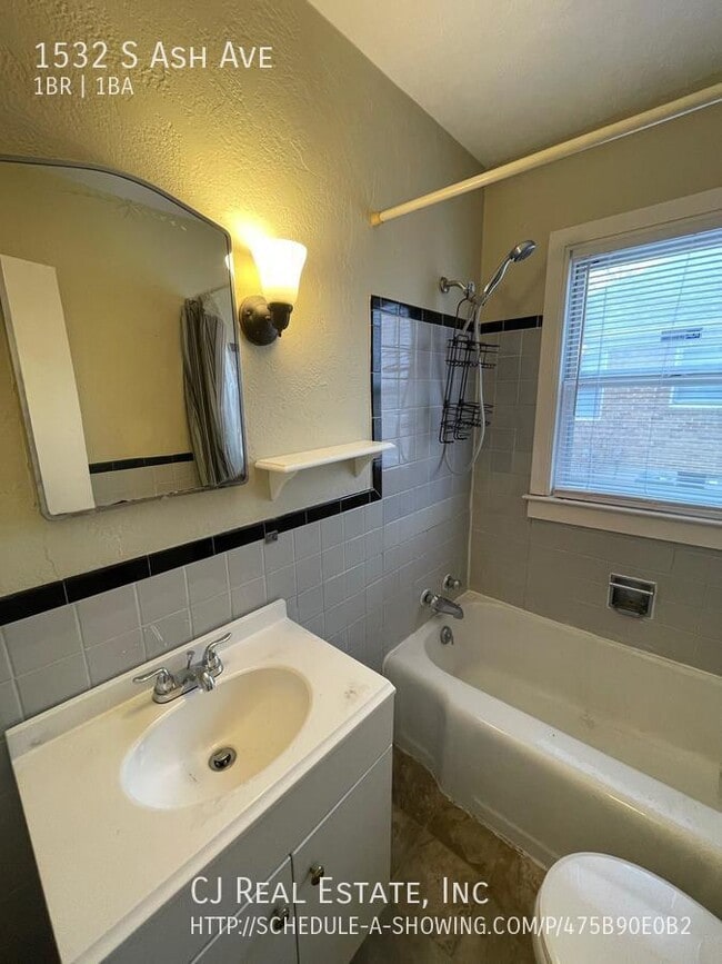 Photo - 1532 S Ash Ave