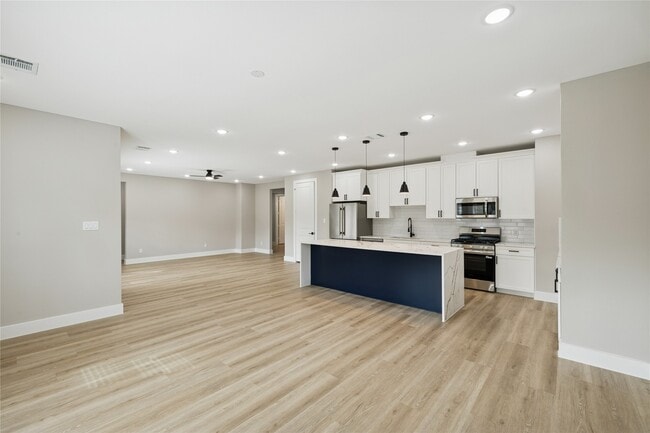 Photo - 2519 Liguria Ln