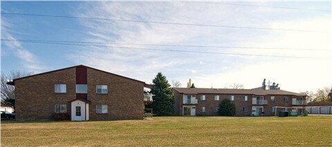 Photo - Madison Fieldcrest Apartments