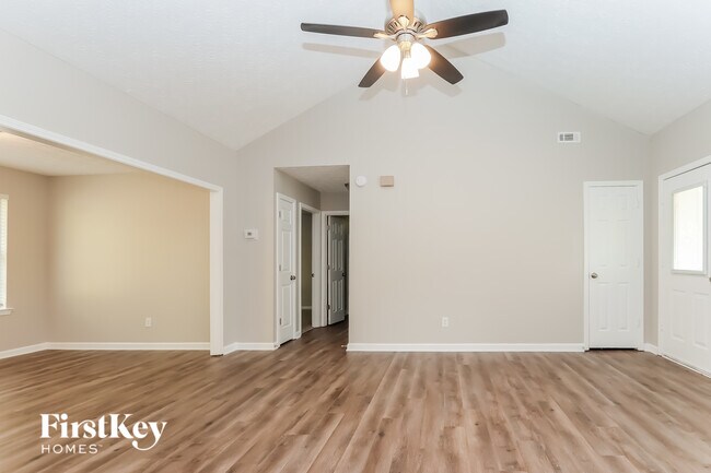 Photo - 290 Willow Shoals Dr