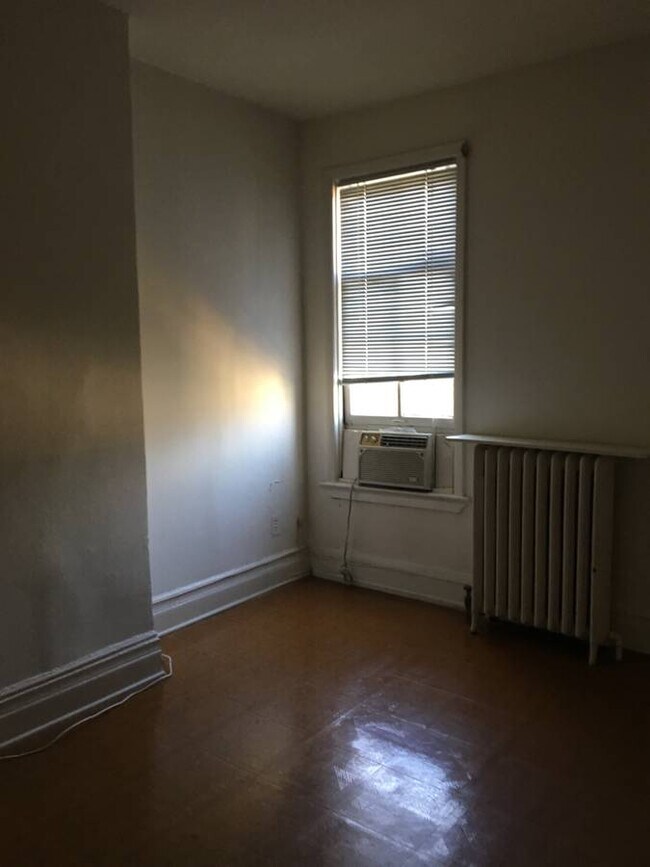 Photo - 433 2nd St SE Unit 2