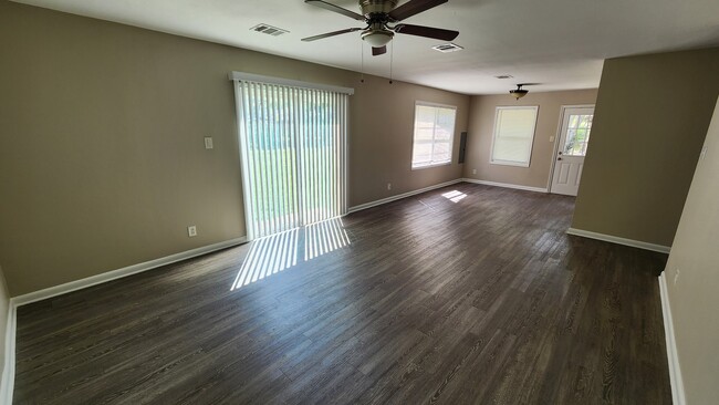 Photo - 2907 Dragonwick Dr