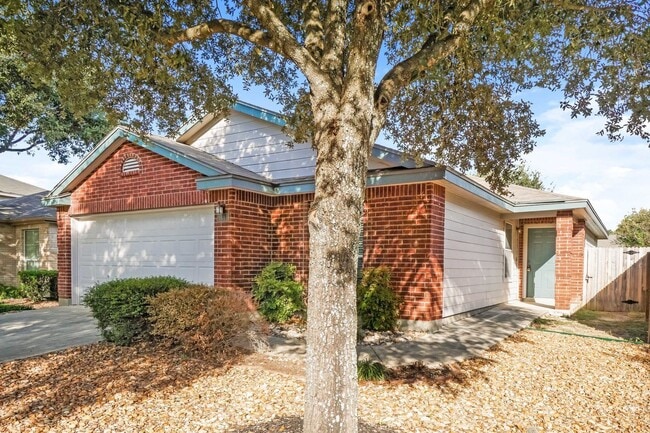 Photo - Adorable 3 bedroom for rent in Wildhorse!