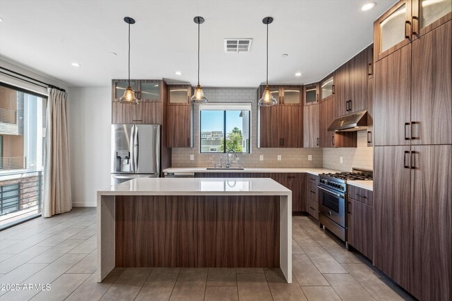 Photo - 3233 N 70th St Townhome