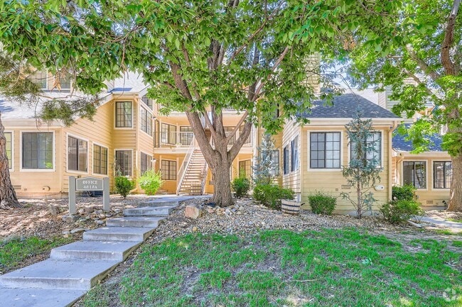 Building Photo - MOVE-IN SPECIAL ($500): Spacious Condo wit...