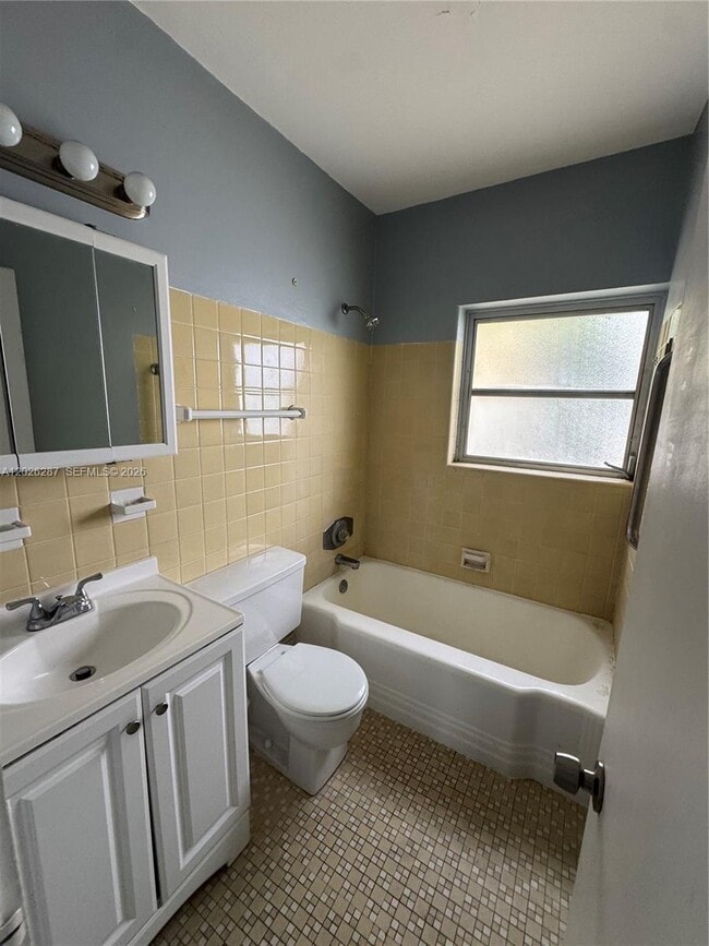 10281 E Bay Harbor Dr Unit A6