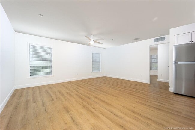 Photo - 3375 SW Mapp Rd Unit 204