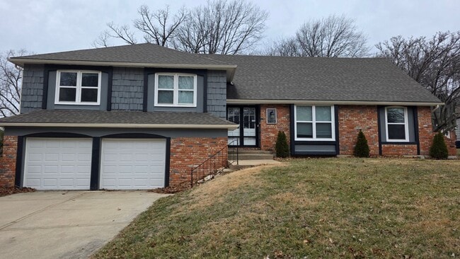 Building Photo - Coming Soon-Beautiful 4bedroom 2.5 bath