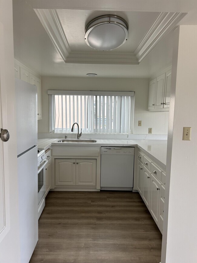 Photo - 108 Ventura Ave