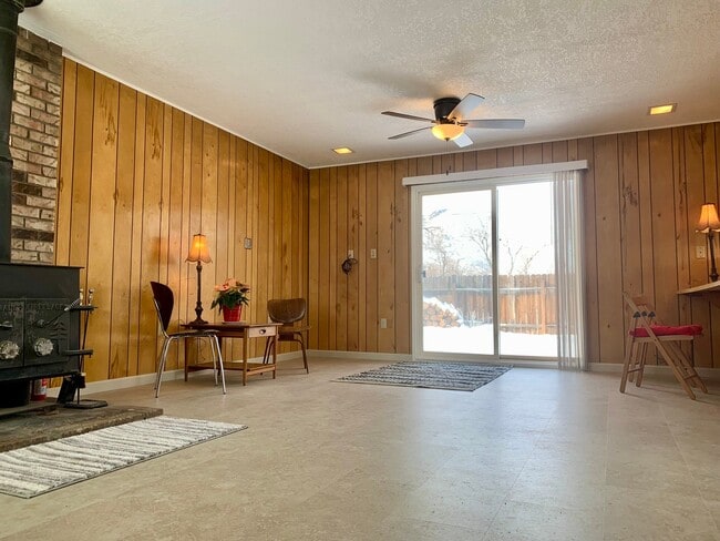 Photo - 107063 US-395