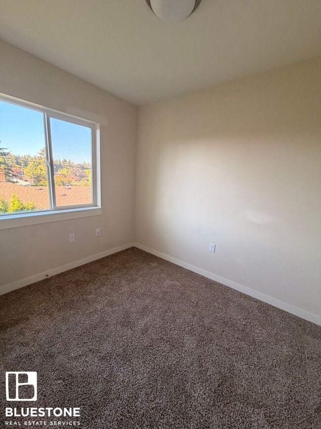 Photo - 130 NE 109th Ave