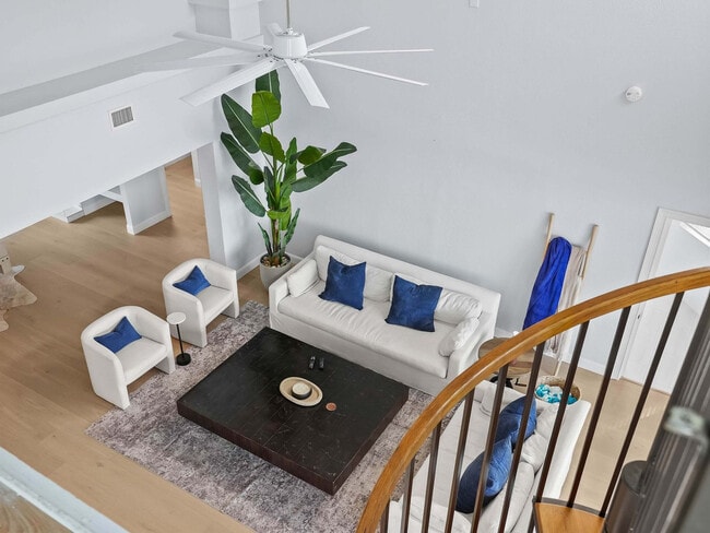 Photo - 4211 Lakeview Dr Unit ID1282674P