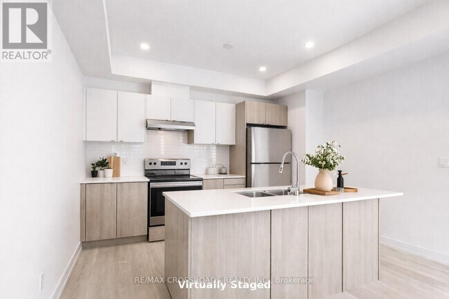 Photo - 1121 Cooke Blvd.