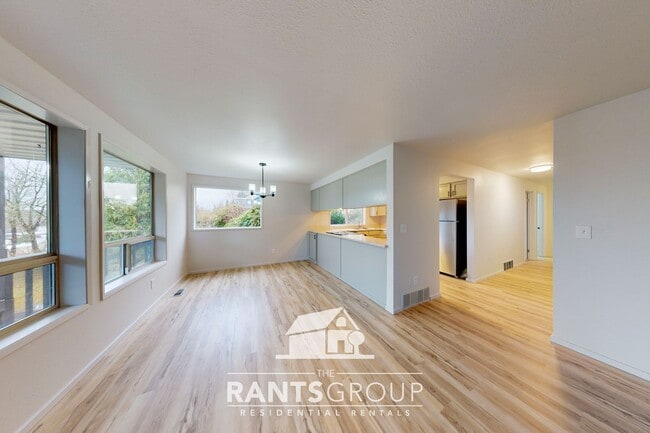 Building Photo - 857P - 412-414 Sherman Unit 414 Rental
