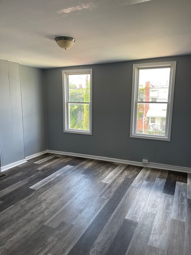 Photo - 2240 Penrose Ave