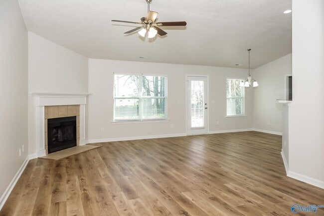 Photo - 146 Carillo Ln