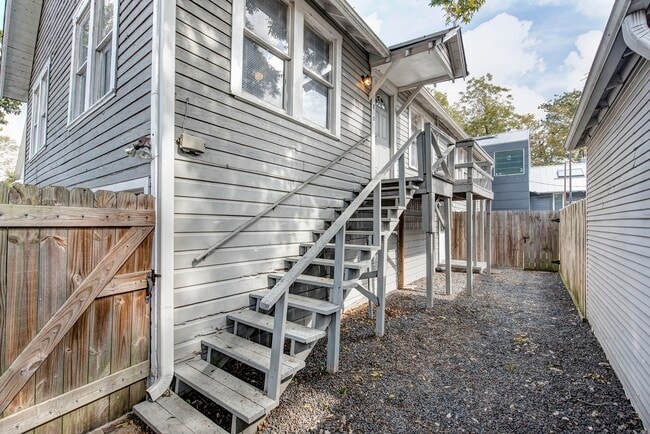 Photo - 1135 Woodland St Unit A