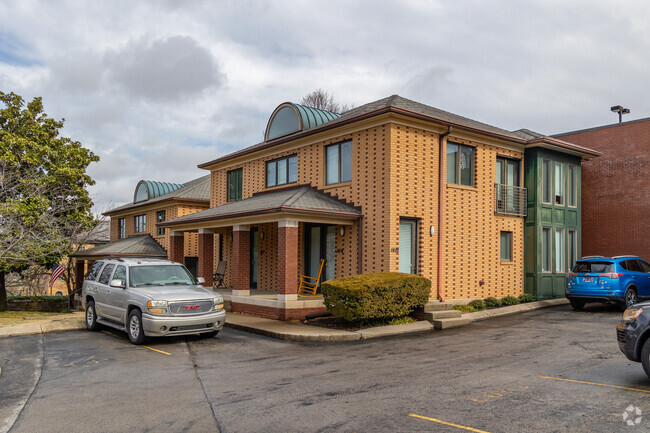 Building Photo - Midtown Square Rental