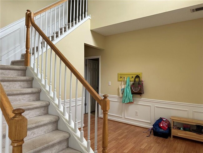 Photo - 2165 Chattahoochee Dr NW