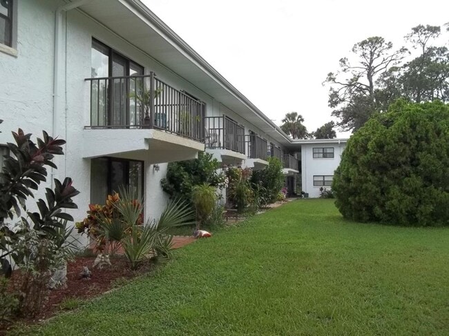 Gorgeous one bedroom unit with balcony - Gorgeous one bedroom unit with balcony House