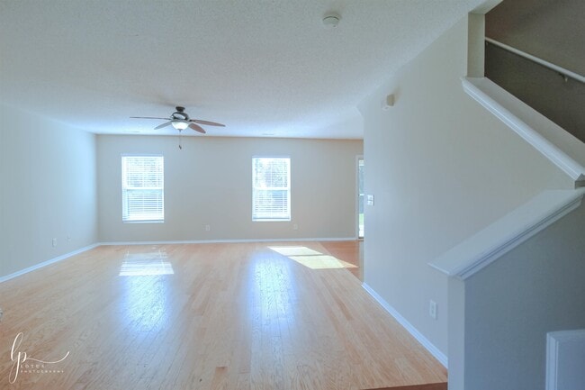 Photo - 2013 Laurel Oak Ct