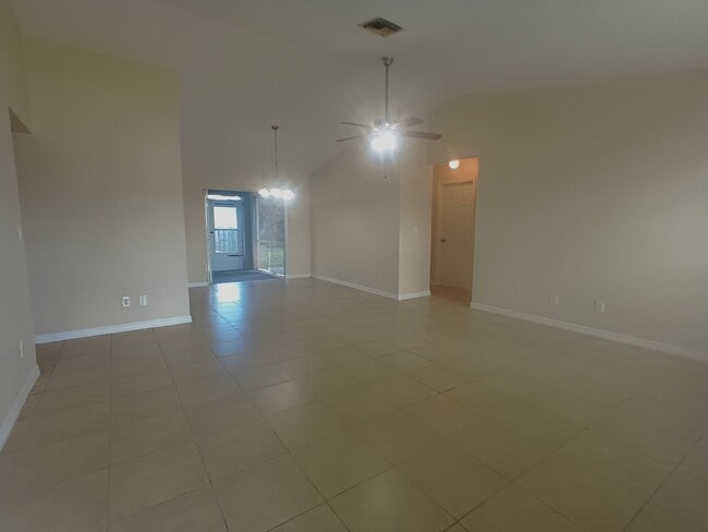 Photo - 1138 SW 19th Ln