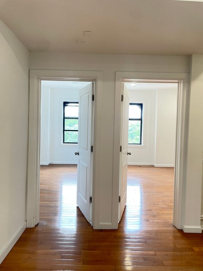 Photo - 4128 Parkside Ave Unit 4F