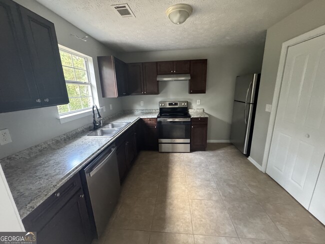 Photo - 10226 Stone St NW