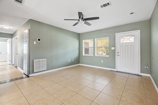 Photo - 108 Bonita Ave