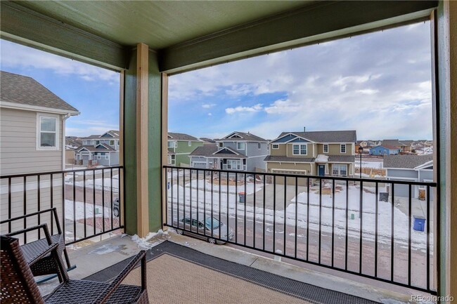 Building Photo - Beautiful 3 Bedroom 3 Bath Home Available ...