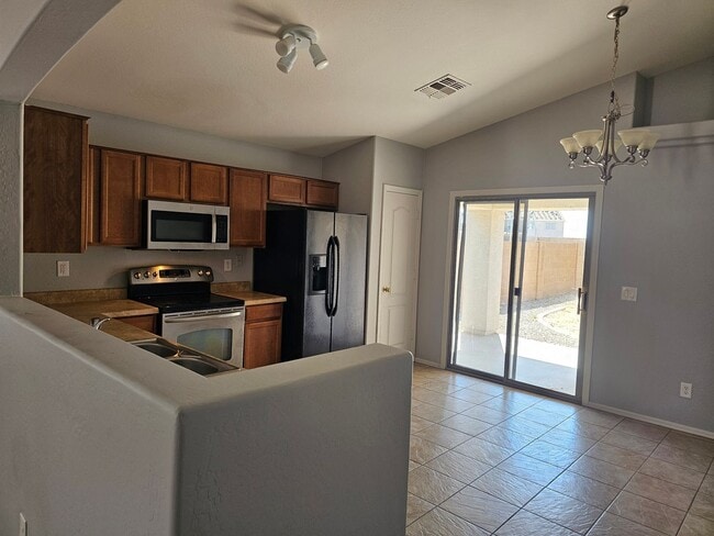 Photo - 19042 N Toledo Ave