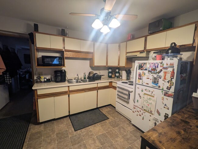5662 Vedder Rd Unit 23