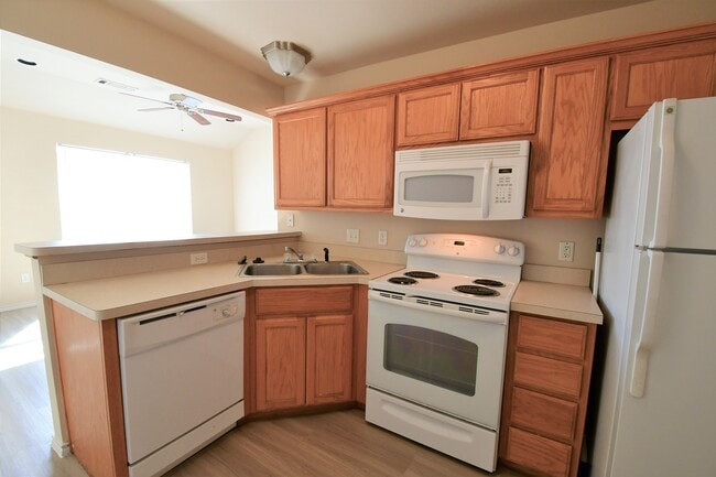 Commerce Garden Apartments