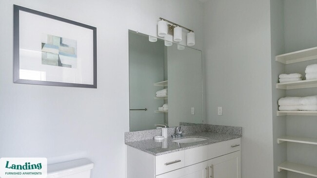 Photo - 1619 N Frazier St Unit 414