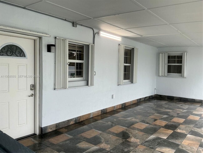 Photo - 14821 SW 104th Ave